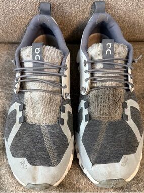 On Cloud 5 Terry Women’s Gray Running Shoes Size W8.5